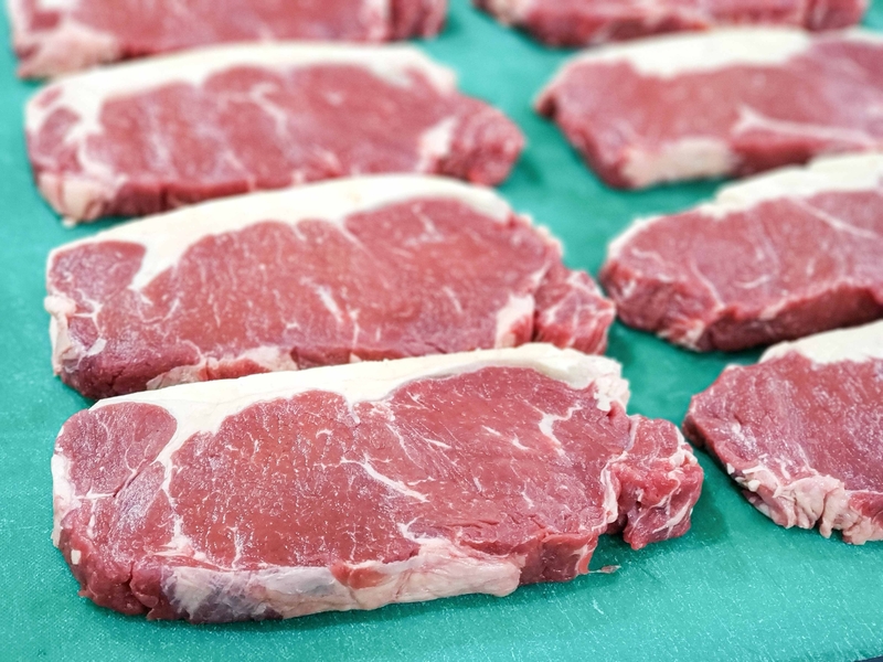 Chilled Australia ＇Midfield＇ PR Grade Grass Fed Striploin 2kg-ZBSLPR2K