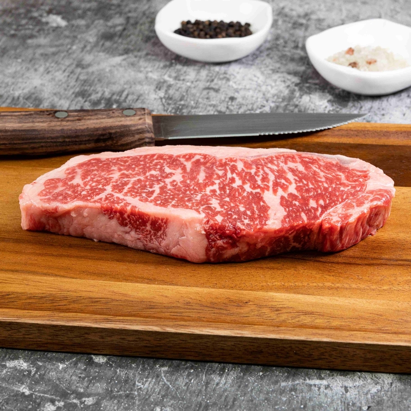 The Barn＇ Chilled Australia SHER Wagyu M9 Striploin Steak 8oz-ZZWA004