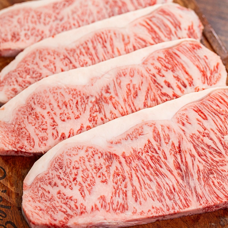 急凍日本熊本縣藤彩牛A5黑毛和牛西冷250克X 4件 -ZBSLJW001
